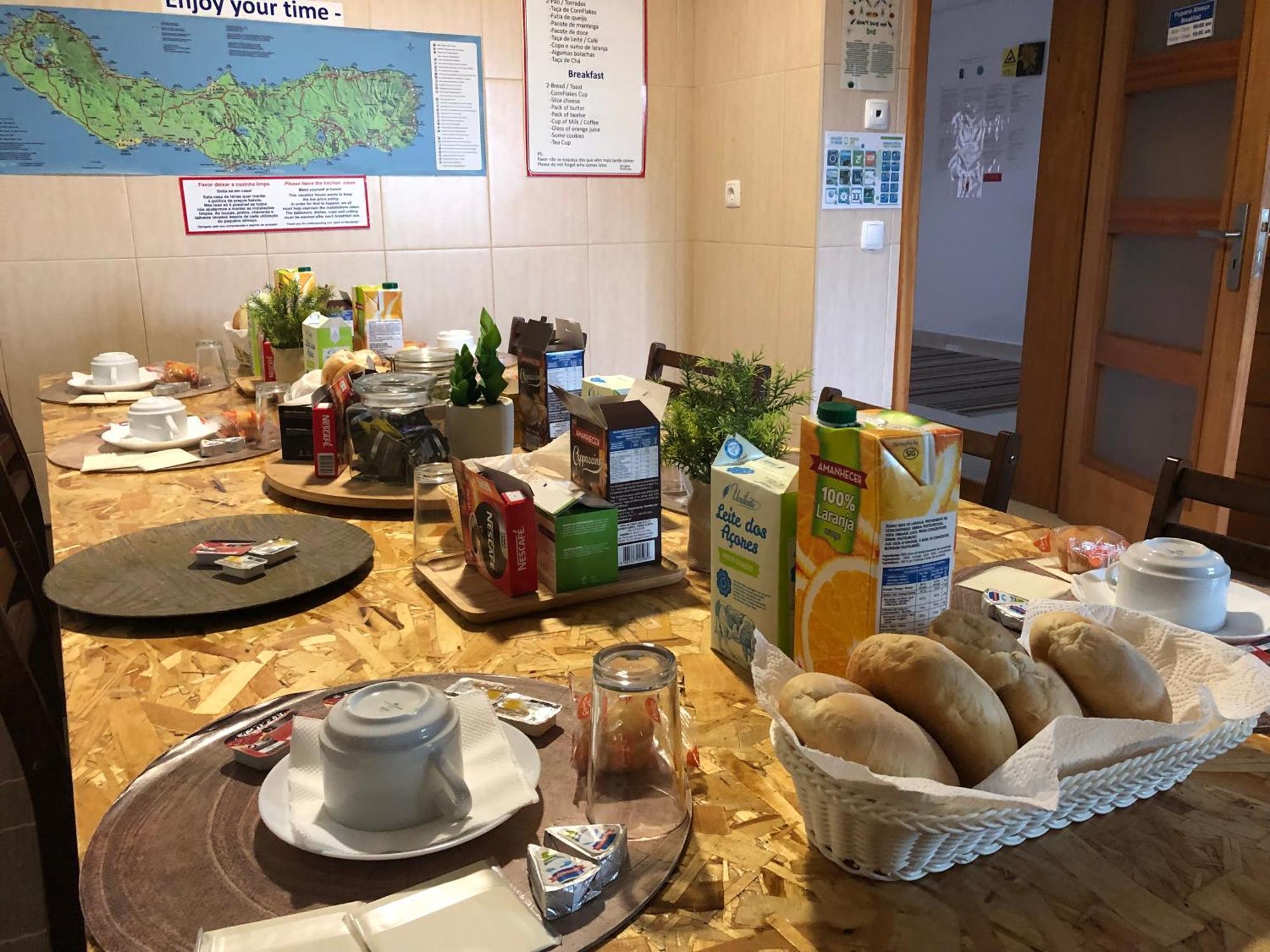 Azores Holidays House -B&B - Suites - Self Check-In Keyboard Ponta Delgada  Ngoại thất bức ảnh