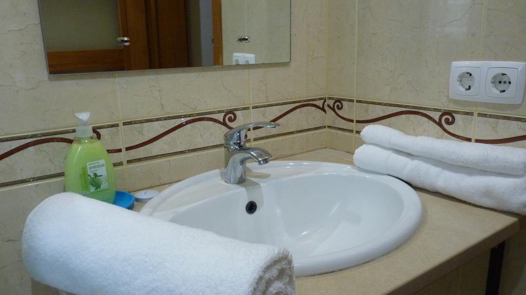 Azores Holidays House -B&B - Suites - Self Check-In Keyboard Ponta Delgada  Ngoại thất bức ảnh