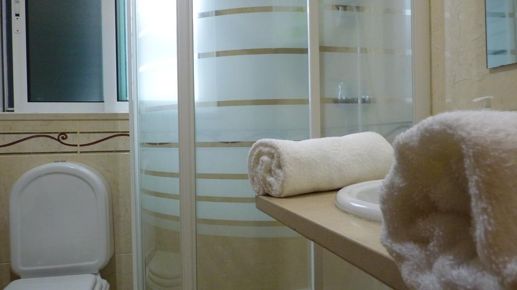 Azores Holidays House -B&B - Suites - Self Check-In Keyboard Ponta Delgada  Ngoại thất bức ảnh